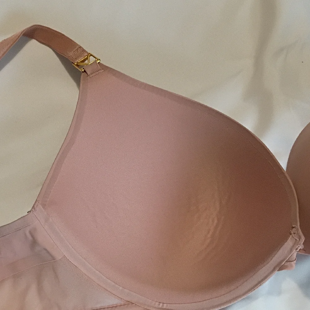 Victoria's Secret Smooth Molded Bra - Rose Blush